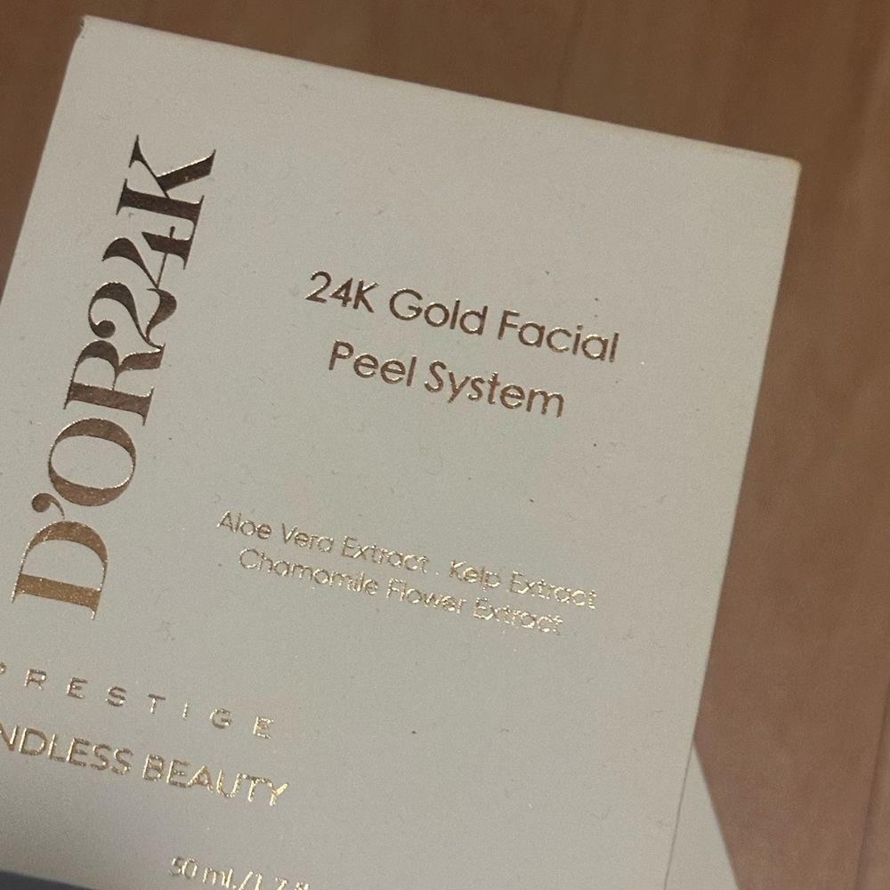 Gold Facial Peel for Radiant Skin